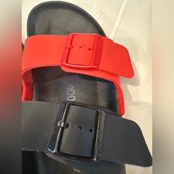 Birkenstock Men’s Arizona Split 2 Strap Sandal Size 41 8 - 8.5 Red Black Classic - Picture 6 of 9